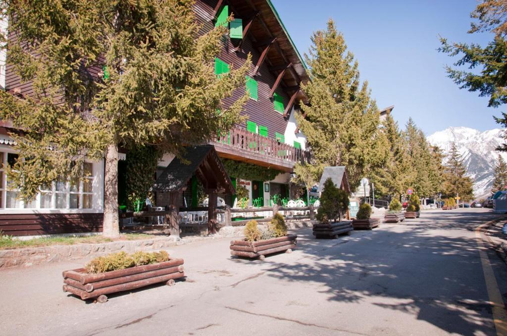 Hotel Eguzki Lore Formigal Exterior photo